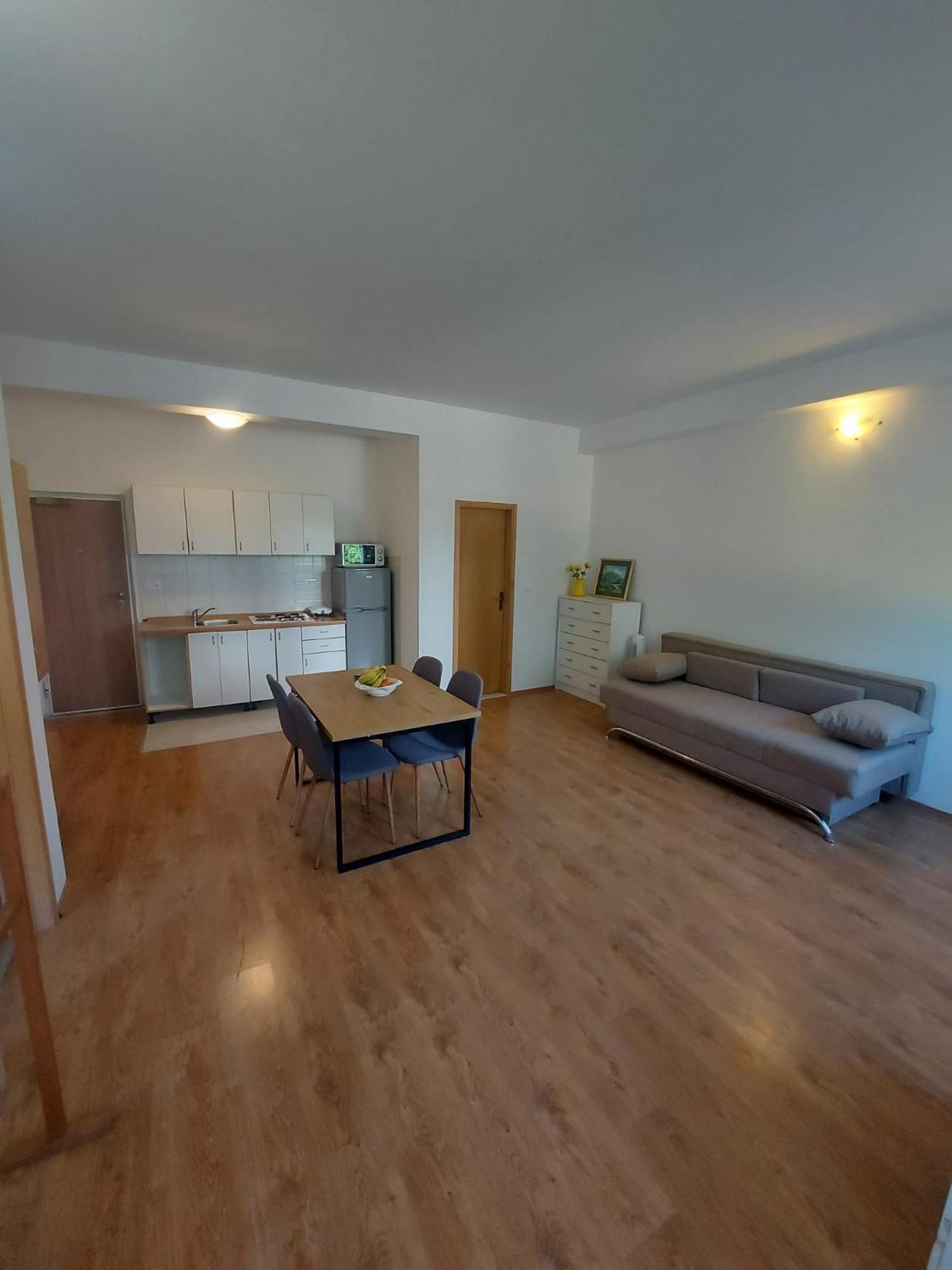 Apartmani Neva Makarska Eksteriør billede