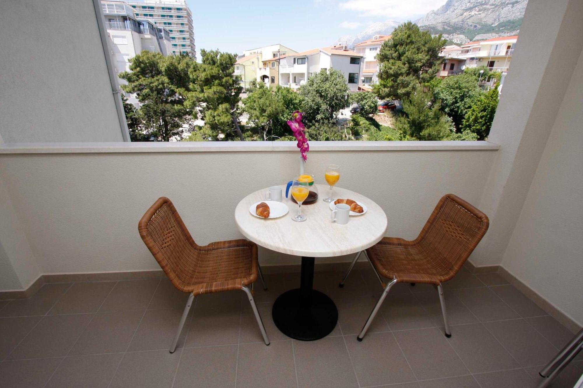Apartmani Neva Makarska Eksteriør billede
