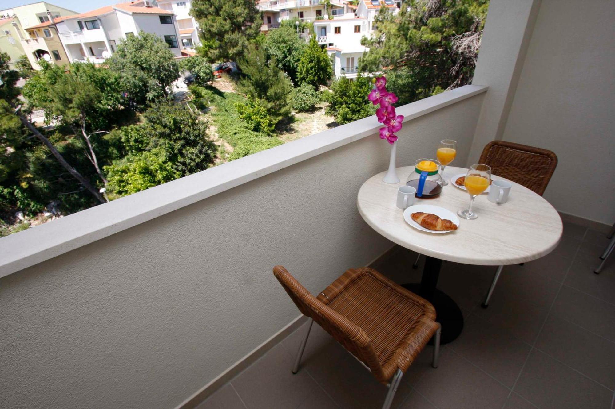 Apartmani Neva Makarska Eksteriør billede
